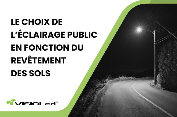 lampadaire sur bord de route éclairant le revêtement de la chaussée